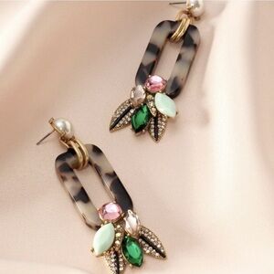 Still & Dot Crystal Belle Earrings
